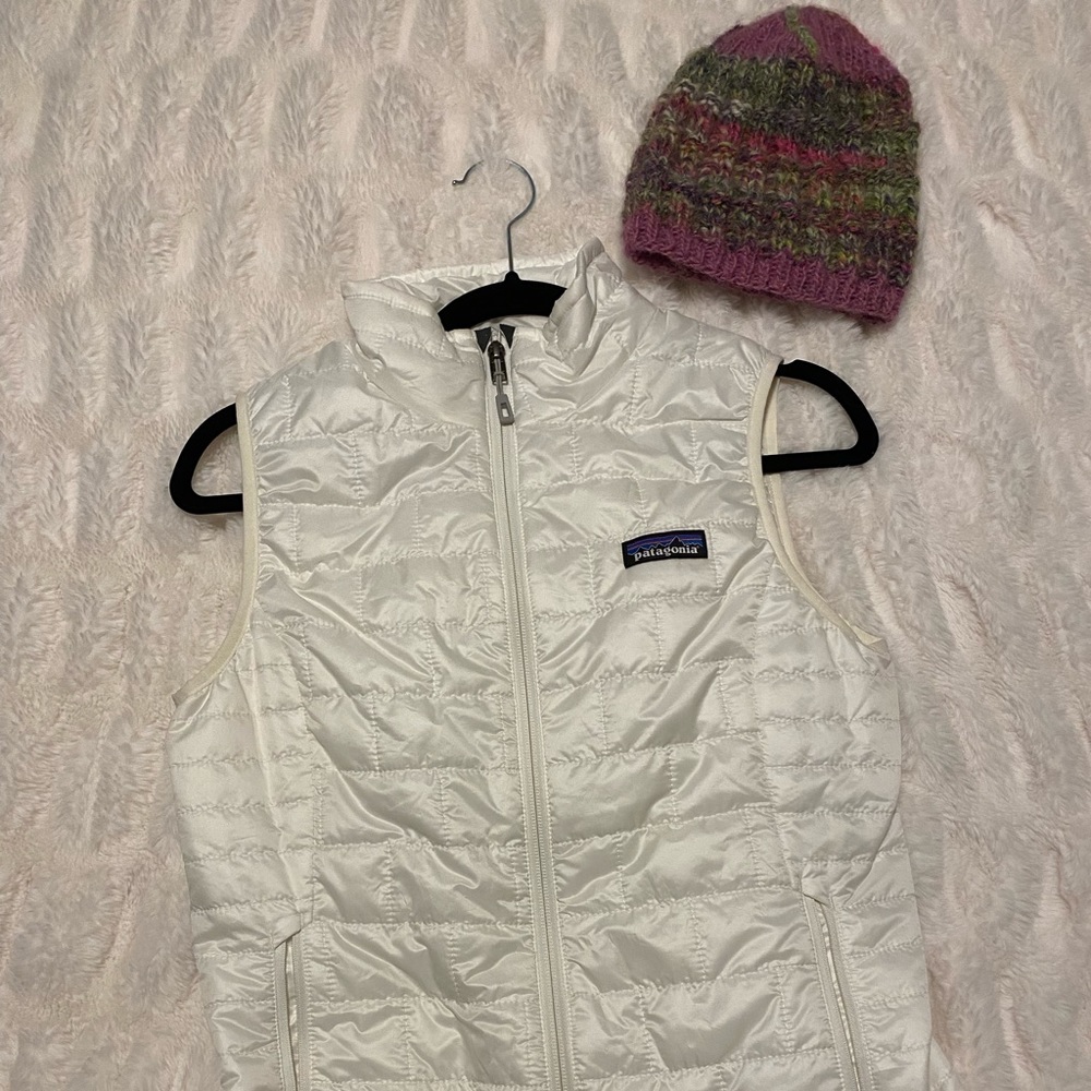 patagonia puffer vest